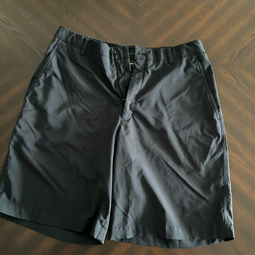 Nike. Dry Fit. Golf Shorts. Nike golf shorts. Men’s.